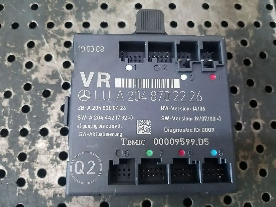 Modul calculator usa dreapta fata mercedes c class w204 a2048702226 a2048200426