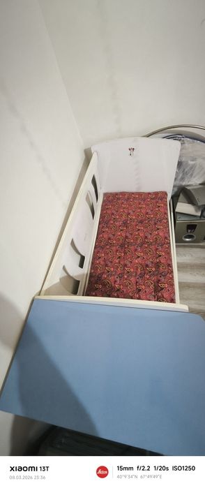 Сотилади  ДeTcKaЯ KpOBaT