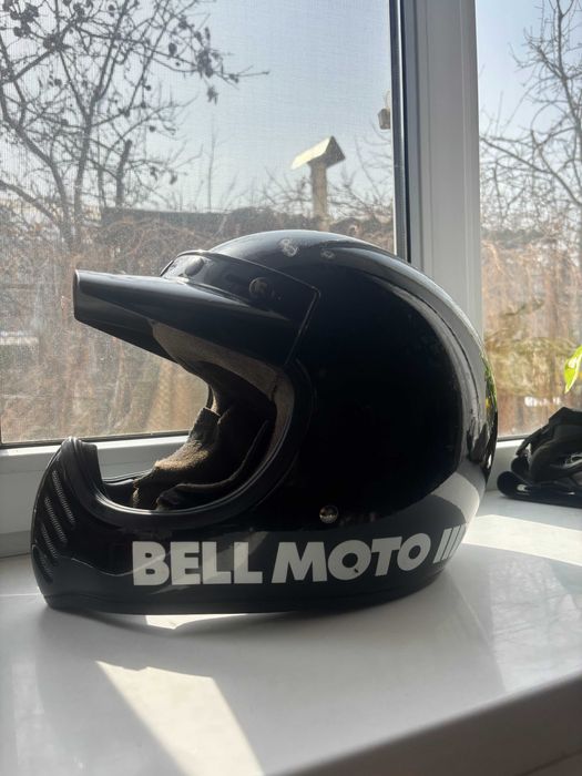 Мотоциклетный шлем. Bell Moto 3.