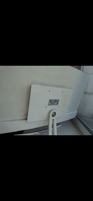 Продам хороший монитор