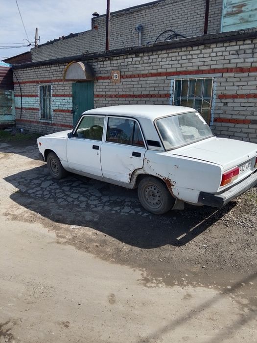 Автомобиль ВАЗ 2074