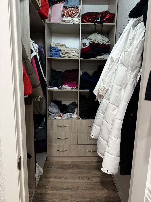 Подселение только девушка левый берек