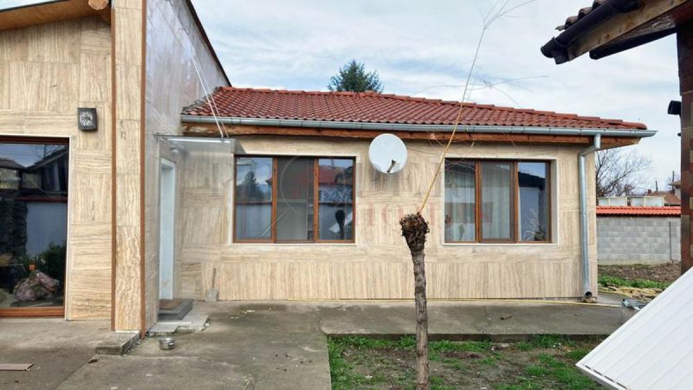 Продава се Къща в с. Ресен, Област Велико Търново - 120 кв.м за 1000 €/кв.м - Снимка #1