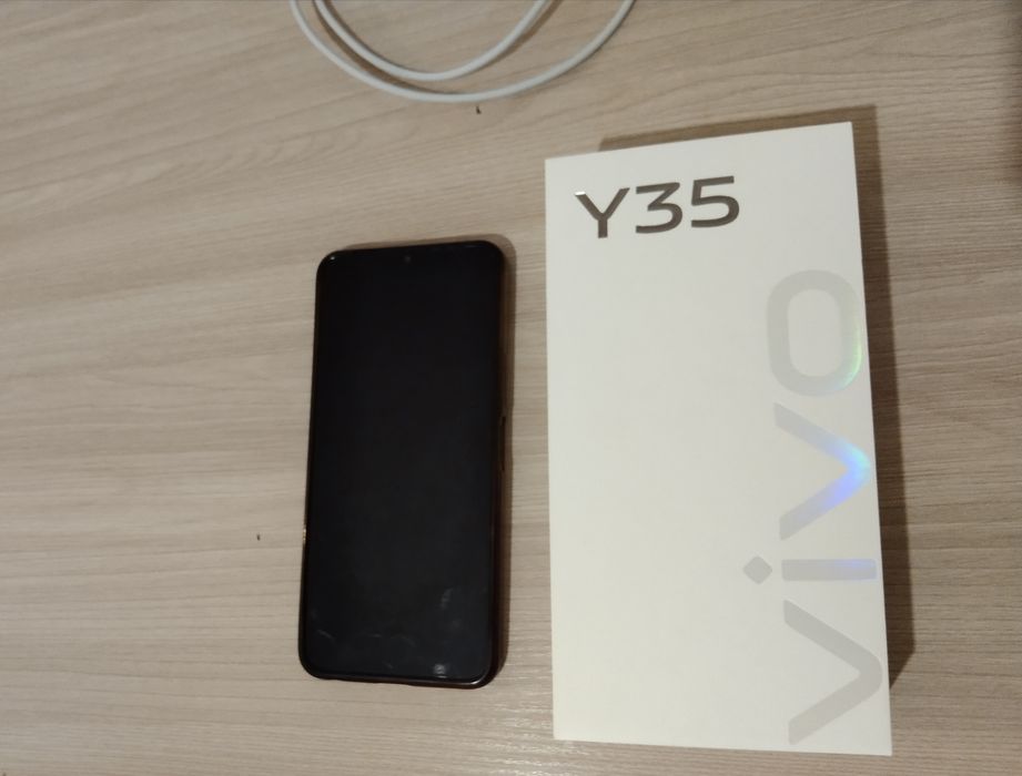 Продам Vivo Y35 128 гб