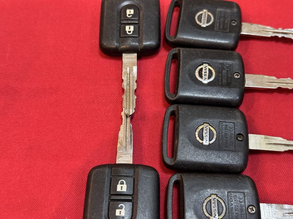 Ключ за Nissan  Micra Almera Primera Tino оригинален с 2бутона