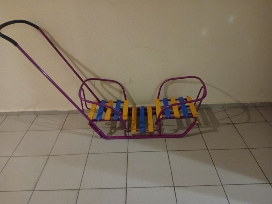 Продам санки для двоих