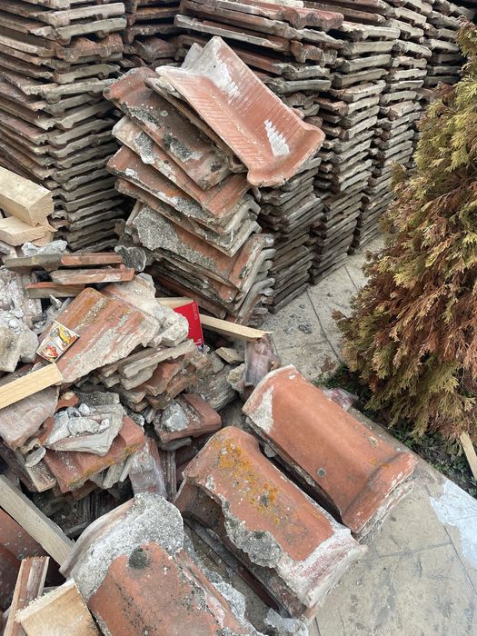Продавам цигли, керемиди