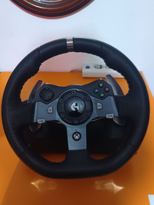 VÂND/ SCHIMB Volan Gaming Driving Force G920 pentru  PC, Xbox ONE+Gear