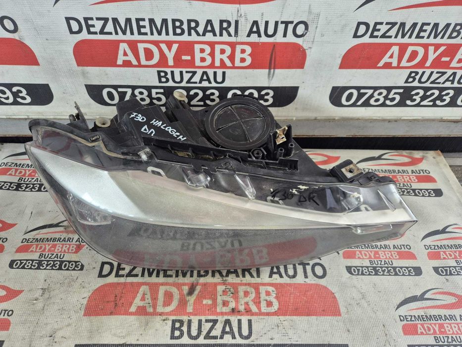 Far dreapta BMW F30 2012 halogen
