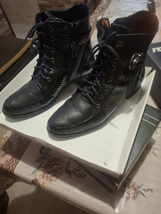 Дамски обувки Adidas