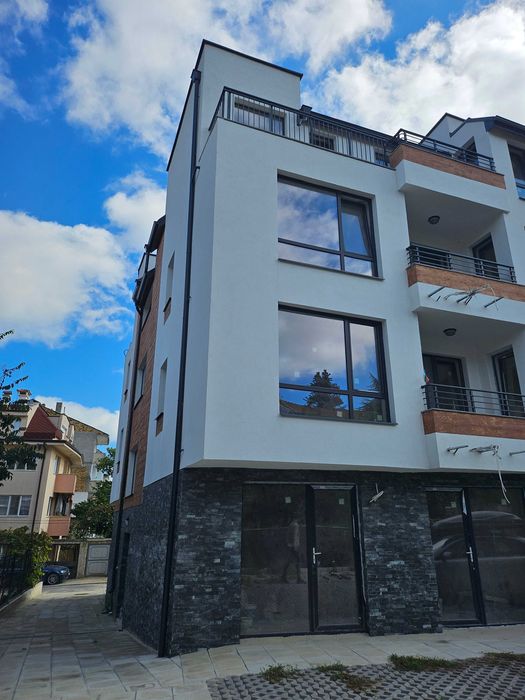 Продава се Тристаен апартамент в Варна, Аспарухово - 88 кв.м за 1364 €/кв.м - Снимка #2