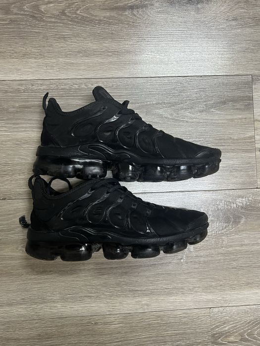 Vapormax plus.