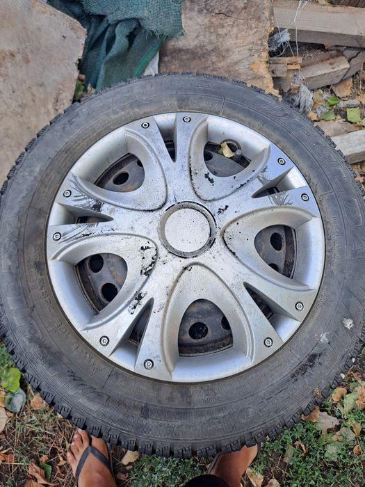 Гуми с джанти Opel 165/70/13 4.100