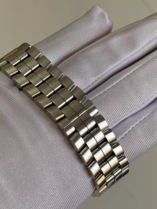 Женские часы Chopard