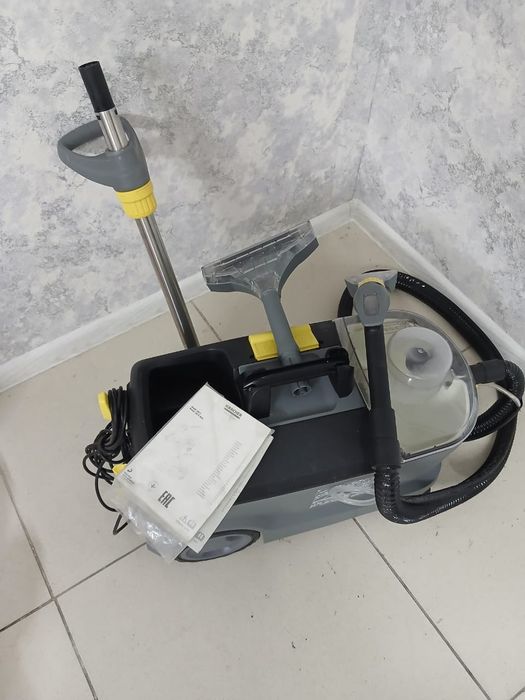 Продаётся мощный пылесос KARCHER Professional Puzzi 10/1