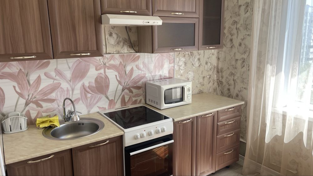 Сдам 2 комн квартиру в центре города