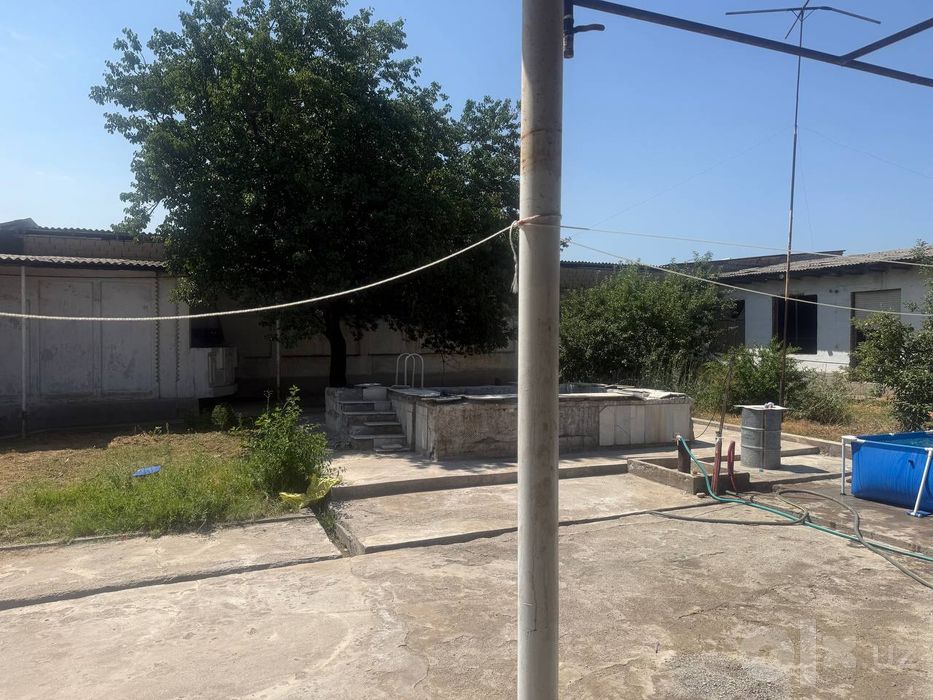Uy xovli zudlik bn sotiladi