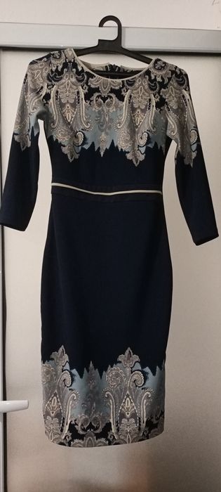 Vand rochie marimea M