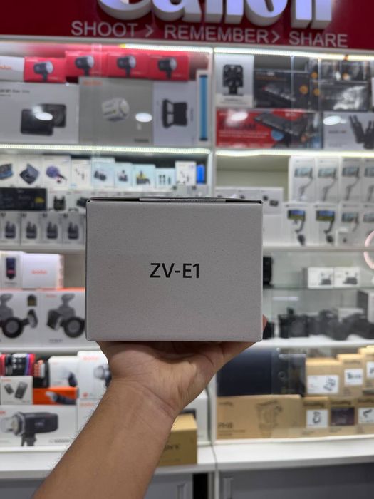 Камера Sony ZV-E1 новая зоапичатено горантия доставка есть в наличи