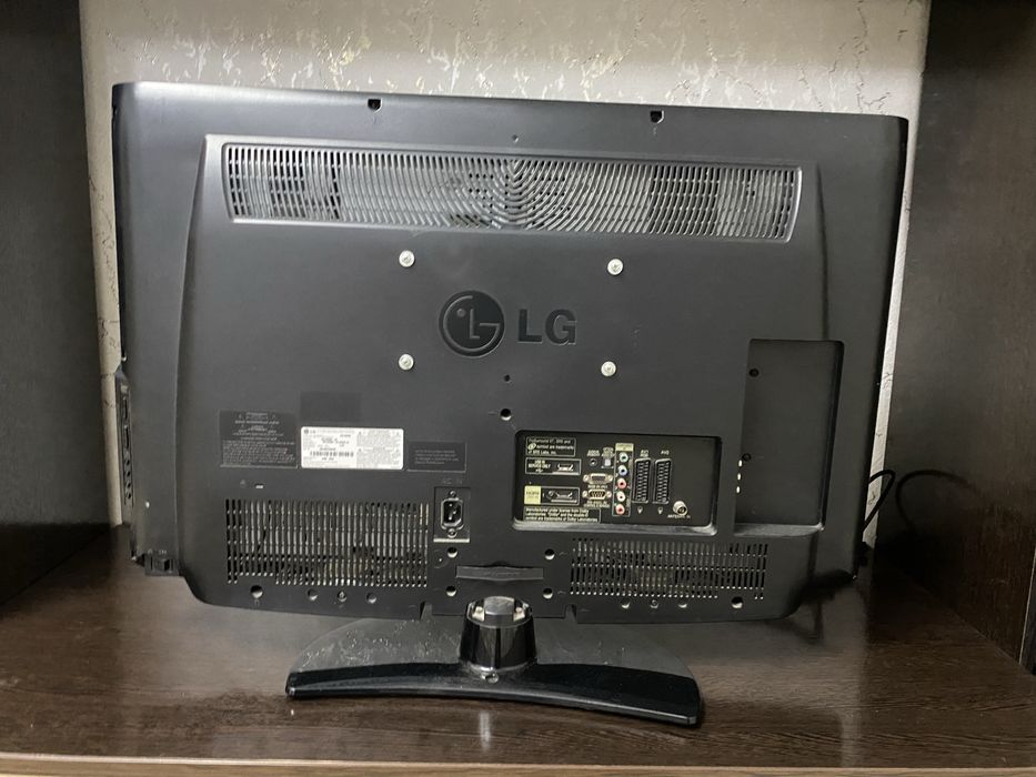 Телевизор LG 32LH2000-ZA