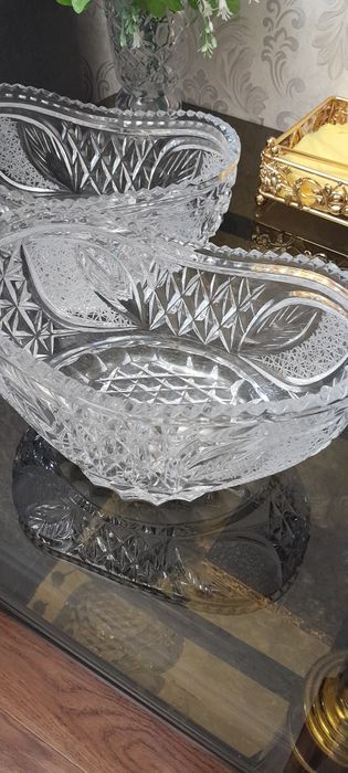 Продам хрустальная ваза