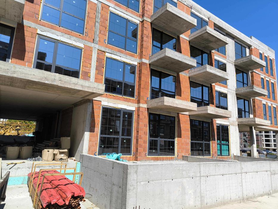 Продава се Двустаен апартамент в София, Малинова долина - 69 кв.м за 2615 €/кв.м - Снимка #2