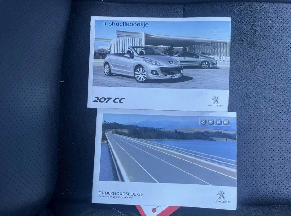 PEUGEOT 207 CC an 2010