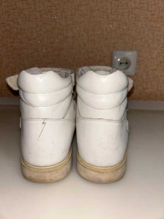 Продам ортопедические сандали