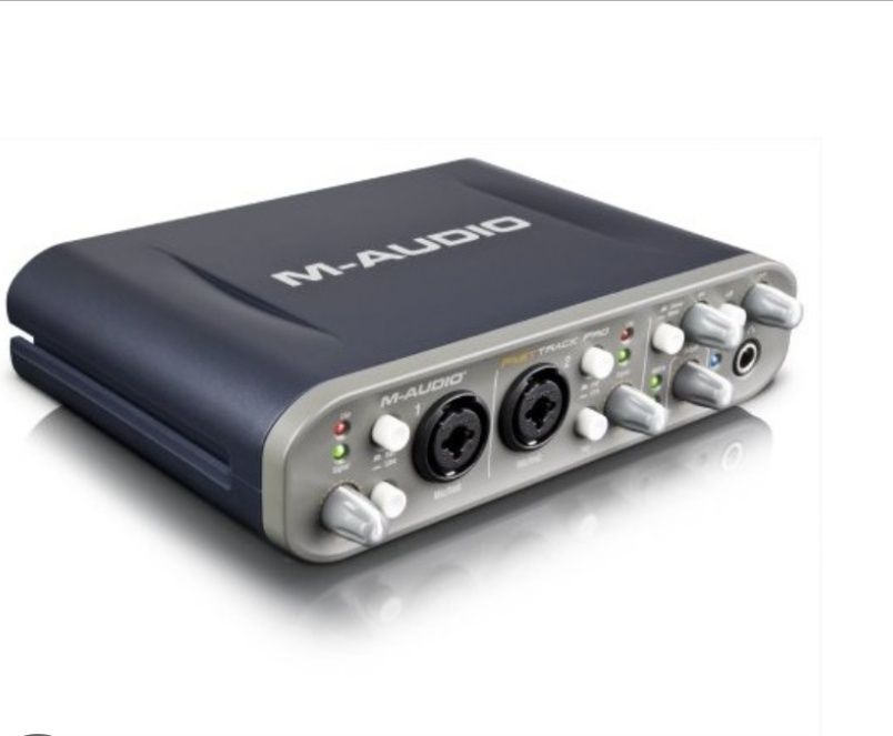 Звуковая карта M-AUDIO Fast track pro
