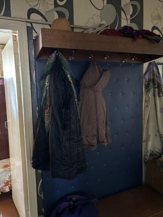 Отдам даром мебель самовывоз срочно