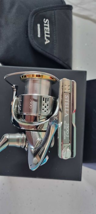 Mulineta Shimano Stella 2500FJ.