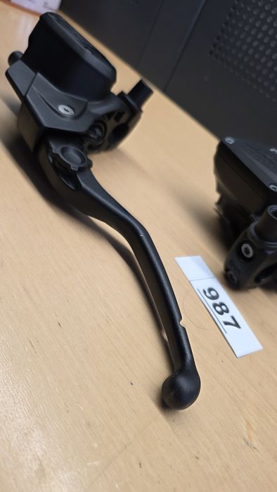 BMW R1200GS R1200R R1250GS  pompa frana si ambreiaj / custom / cafe