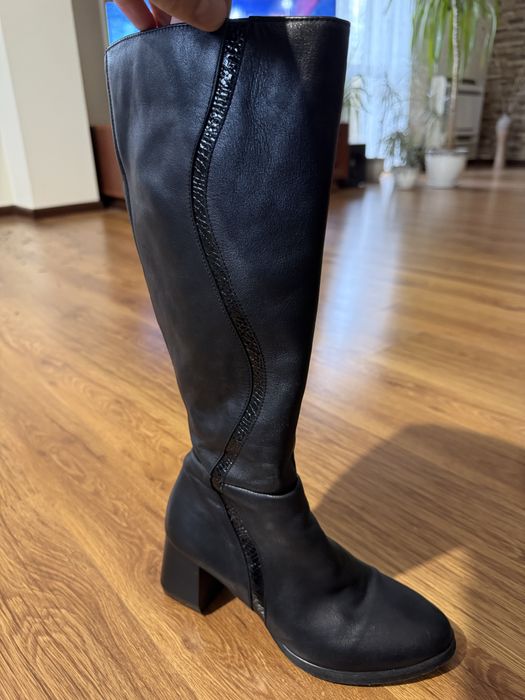 Дамски черно ботуши