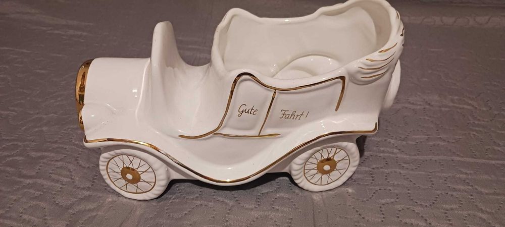 Jardiniera ceramica masina de epoca