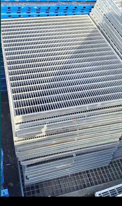 Gratare zincate la diferite dimensiuni debitam la dimensiunea dorită d