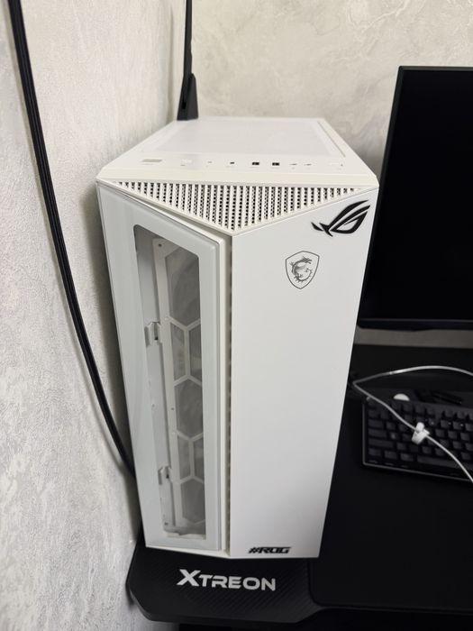 Корпус MSI MPG Gungnir 110R, White