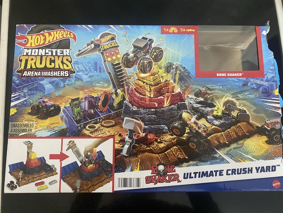 Hot Whils - арена за разбиване с включена кола