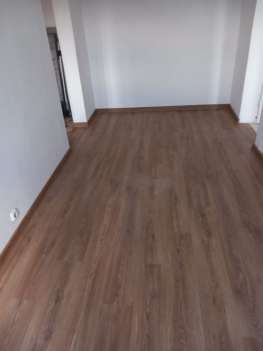 Vând apartament în stei