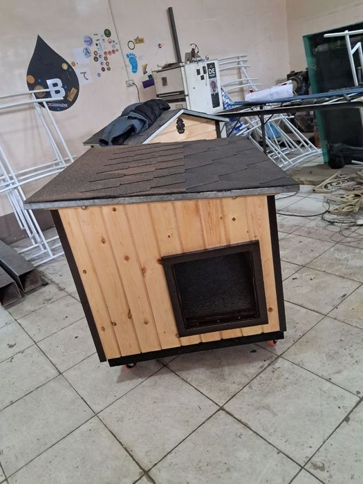 Будки, домики для собак