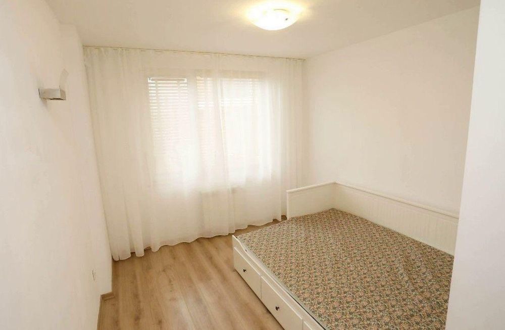 Дава се под наем Четиристаен апартамент в София, Кръстова вада - 150 кв.м за 1300 € - Снимка #6