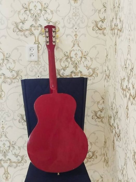 Продам Акустический гитара