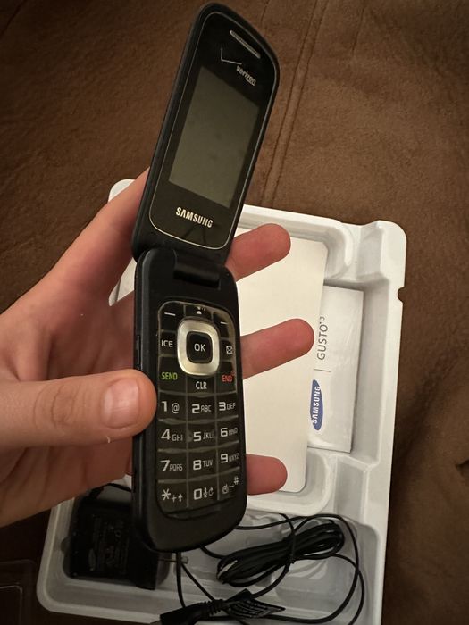 Срочно продаётся Samsung Verizon Gusto 3 Perfectum