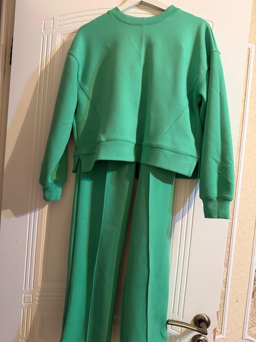 Спортивный костюм