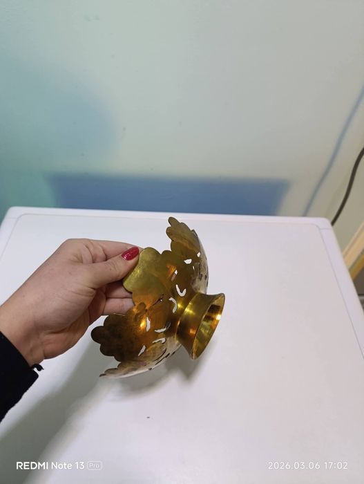 Стара бронзова емайлирана фруктиера