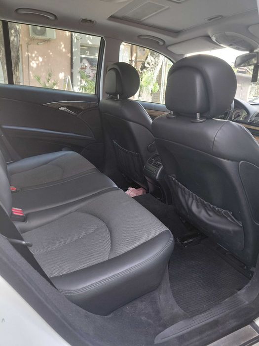 Автомобил Мерцедес е 320