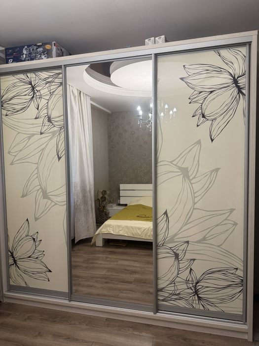 ПРОДАМ шкаф, состояние хорошее