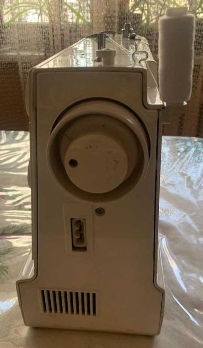 Швейная машинка от производителя Janome 397 S