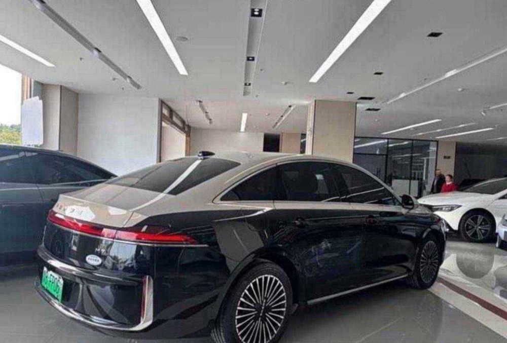 Roewe M7 Foizsiz Rassrochkaga