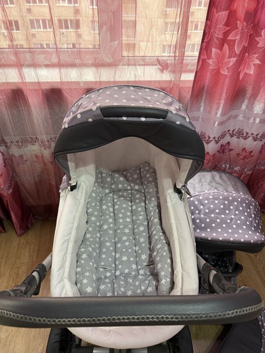 Продам коляску (люлька/прогулочная)