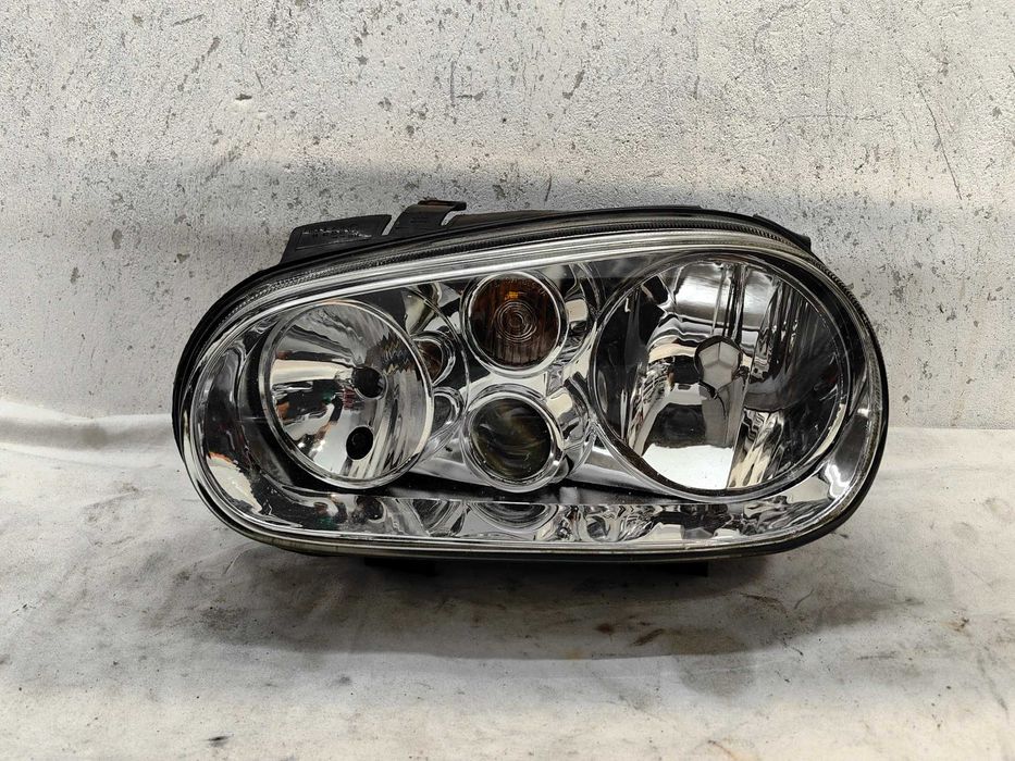 Фар за   Vw Golf 4